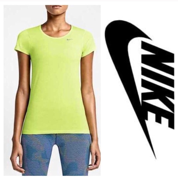nike athletic top